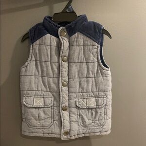 Oshkosh Gray Quilted Vest size 3T